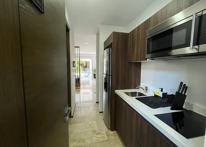Menesse Midtown 2 206 Y 209 *